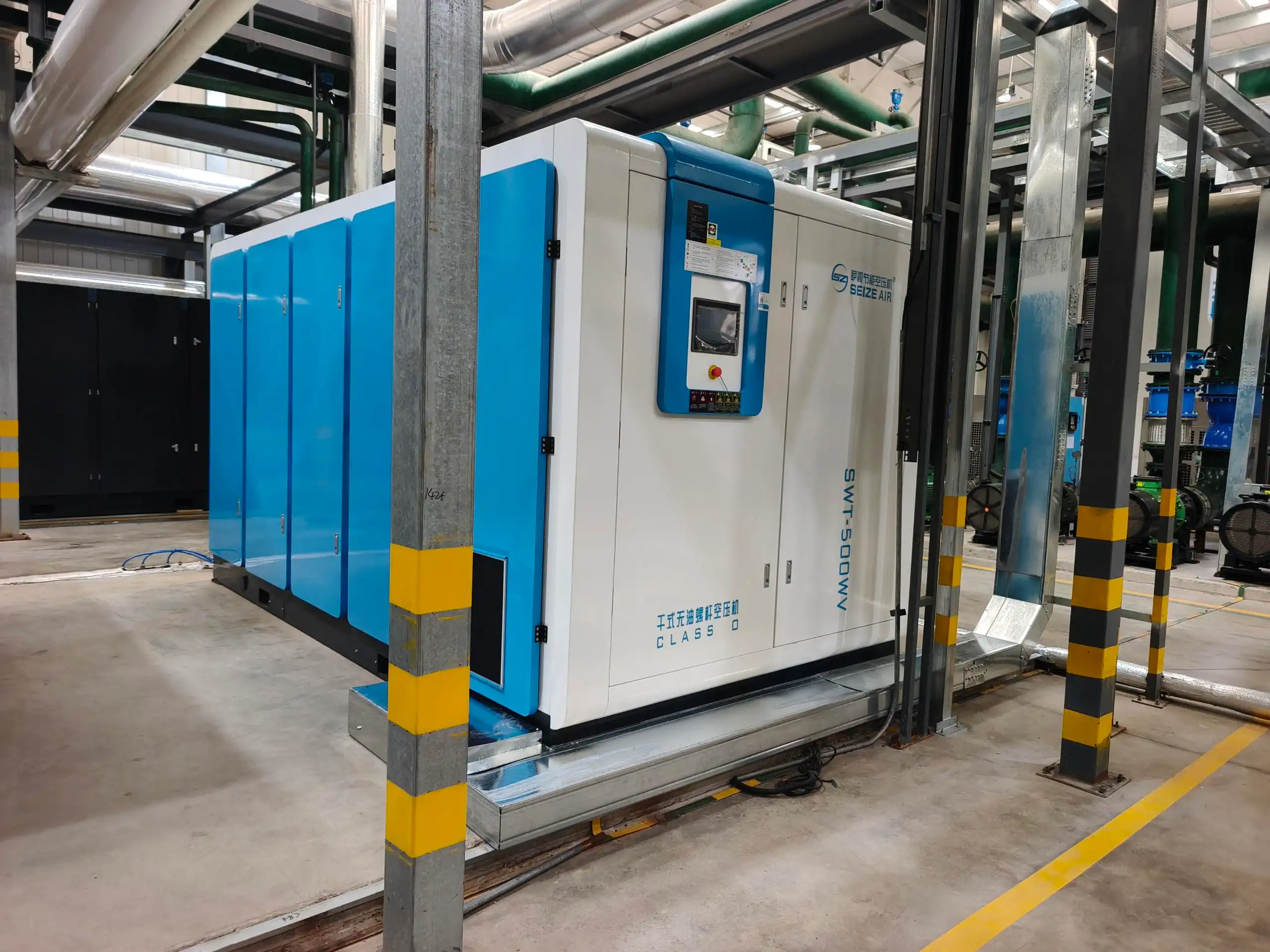 Suchý bezolejový skrutkový vzduchový kompresor PM VSD s výkonom 500 kW